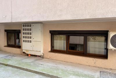 Garsonieră decomandată, mobilată în Titan