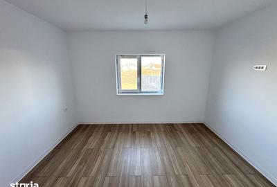 Casă cu 4 camere cu Teren 370 Mp în Miroslava - 4