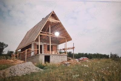 Casă cu 2 camere cu Teren 4000 Mp în Bârnova - 4