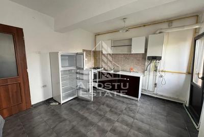 Apartament 2 camere, centrala proprie, zona Dambovita Apartament 2 camere, centrala proprie, zona Dambovita - 4