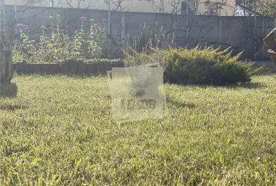 Casa cu 6 camere 3 bai 994 mp teren in Parcul Sub Arini