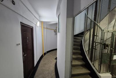 Garsonieră în P-ța Universității - 11