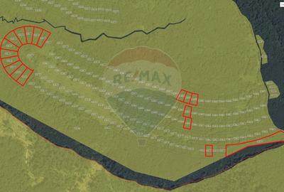 Teren intravilan de 883 mp, în Grid