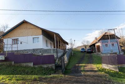 Casa de vanzare in Bozed, judetul Mures, renovata, cu sura si teren cu livada - 1