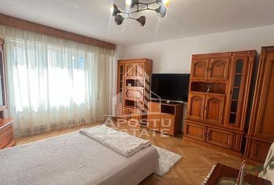 Apartament cu o camera, centrala proprie in zona Lipovei - 3