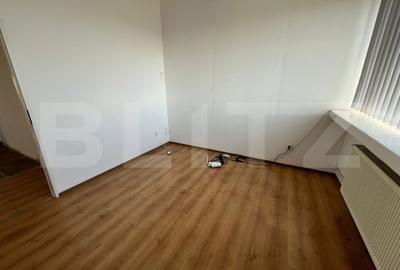 Spatiu de birou, 55 mp, zona Piata 1 Mai - 4