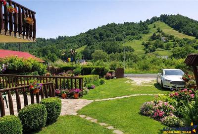 Casă cu 8 camere cu Teren 685 Mp în Exterior Est - 26