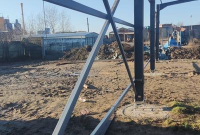 Spațiu industrial, de 120 mp, în Est - 2