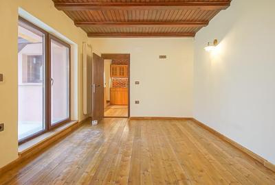 Casa de vanzare in centrul Brasovului - curte privata si pivnita - 13