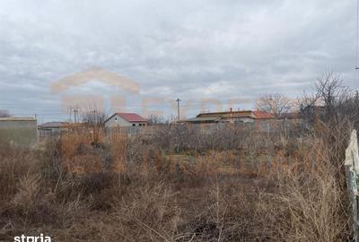 Teren de 954 mp, în Central