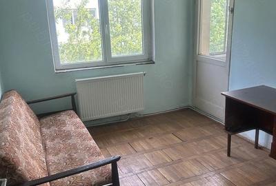 Apartament cu 4 camere decomandat în Central - 4