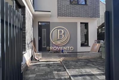 Casă cu 4 camere cu Canalizare în Domenii - 4