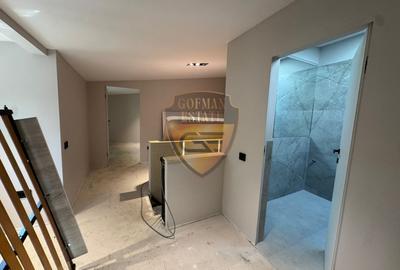 Inchiriat casa renovata 3 camere zona Delfinariu - 3