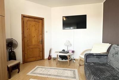 Casă individuală cu 5 camere cu Canalizare în Central - 42