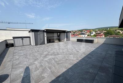 Apartament cu 3 camere, terasa de 135 m, parcare - 9