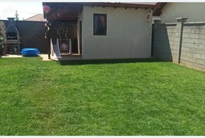 Casă cu Teren 307 Mp în Central - 2