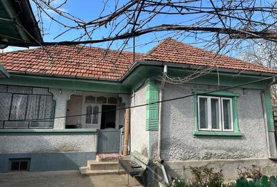 Casă cu 4 camere în Central - 3