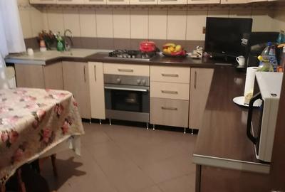 Casă cu 6 camere în Central - 1