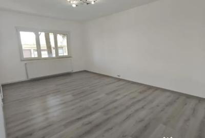 Apartament cu 3 camere decomandat în Central - 10