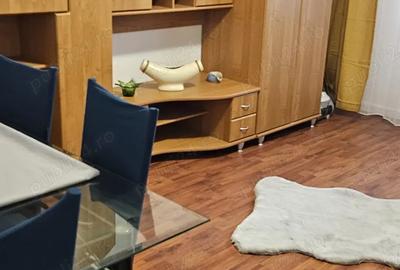 Inchiriez apartament 2 camere - 7