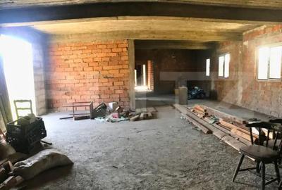 Casă cu 2 camere cu Teren 3050 Mp în Bezdead - 7