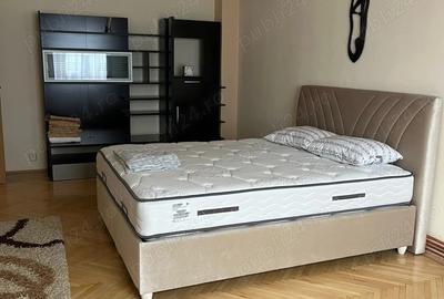 Inchiriez apartament zona SIF - 3