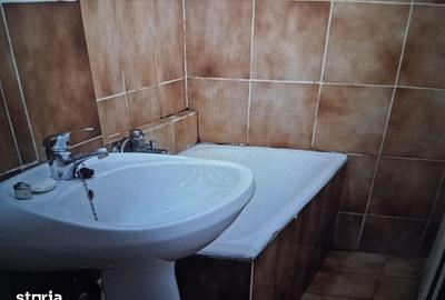Garsonieră decomandată în Tei - 3