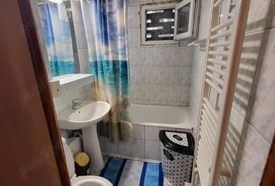 Apartament cu 2 camere semidecomandat în Giurgiului