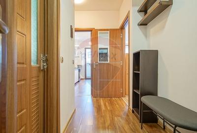 Apartament cu 2 camere decomandat, mobilat în Tractorul - 16