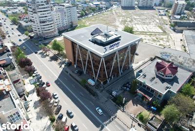 Spațiu comercial, de 45 mp, în Șerbănești - 2