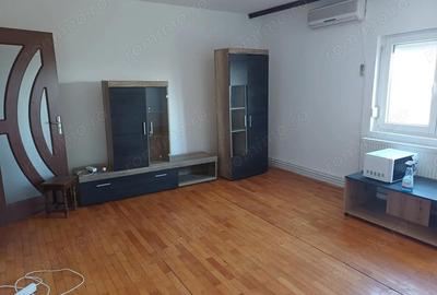 De vanzare apartament 3 camere zona Steaua- 5349 - 1