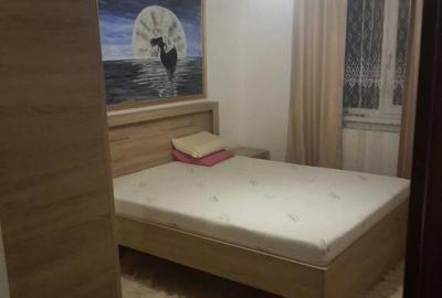 Apartament 3 camere, decomandat - zona Astra - 5