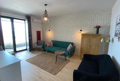 Apartament cu 2 camere decomandat, mobilat în Faleza Nord
