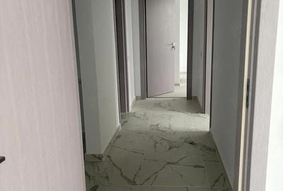 Apartament cu 3 camere decomandat în Titan - 3