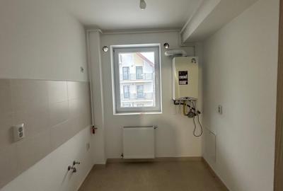 Apartament cu 2 camere decomandat în Tractorul - 4