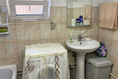 Casă cu 3 camere în Cobadin