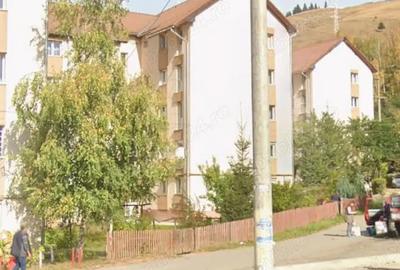 Garsonieră decomandată în Lăzăreni - 3