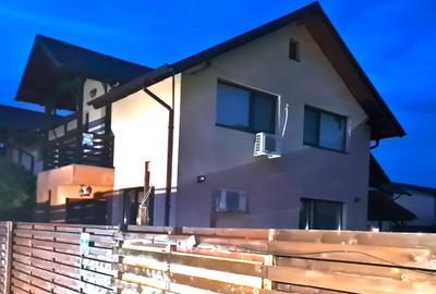 Duplex cu 4 camere cu Canalizare în Central - 3