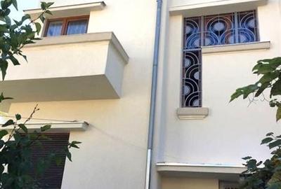 VILA INTERBELICA PE O STRADA LINISTITA - 11