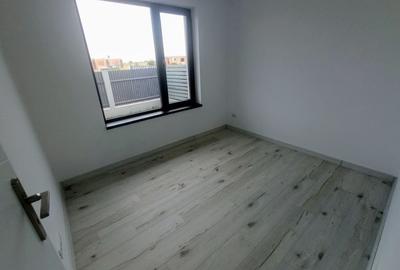 CASA INDIVIDUALA - 4 CAMERE, 333 MP TEREN,PARTER + POD, COMISION 0% - 20