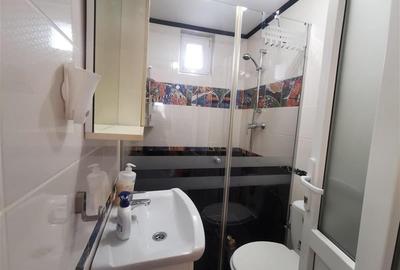 Apartament cu 2 camere la casa, cu curte si parcare, utilitati incluse, la 5 min - 3