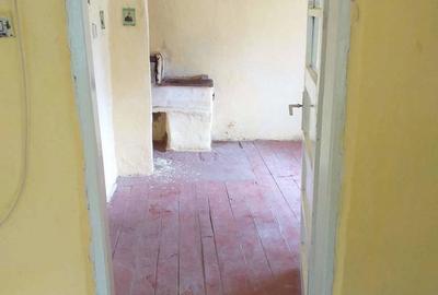 Casă cu 4 camere în Ardeoani - 1