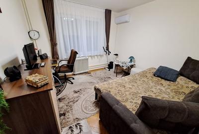 Vand sau schimb apartament 2 camere ,Tg. Mures, Unirii Vand sau schimb apartament 2 camere ,Tg. Mures, Unirii - 3
