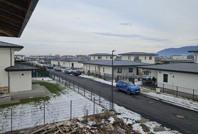 Casă cu 4 camere în Cristian - 3