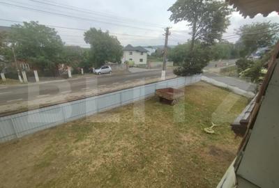 Casă cu 4 camere cu Teren 2610 Mp în Rădăuți - 1