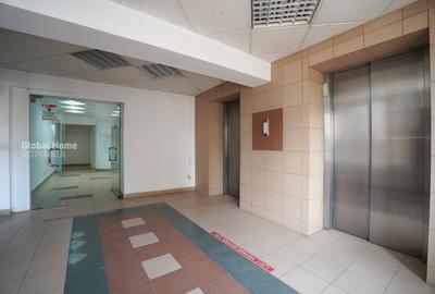 Birou, de 525 mp, în Unirii - 2