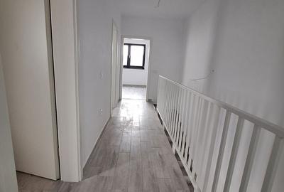 Casă cu 3 camere cu Teren 210 Mp în Sânpetru - 2