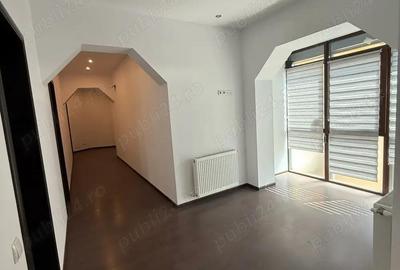 Apartament cu 3 camere decomandat în Ultracentral - 3