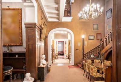 Casă cu 16 camere cu Teren 1051 Mp în Victoriei - 2