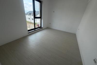 Casă individuală cu 5 camere cu Canalizare în Central - 14
